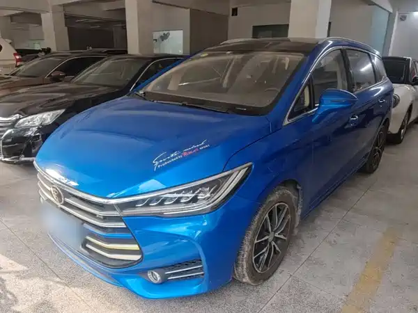 BYD Song MAX 2017