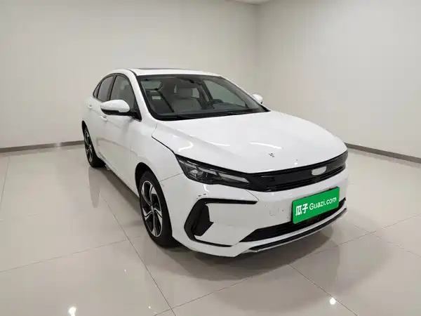 Geely Emgrand L Hip 2025