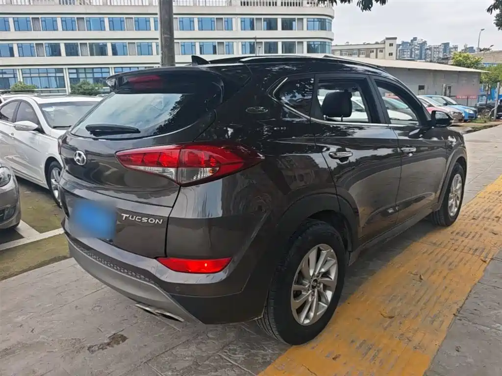 Hyundai Tucson 2017 — фото 7