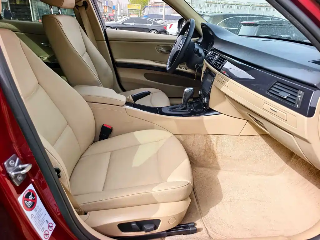 BMW 3 Series 2012 — фото 15