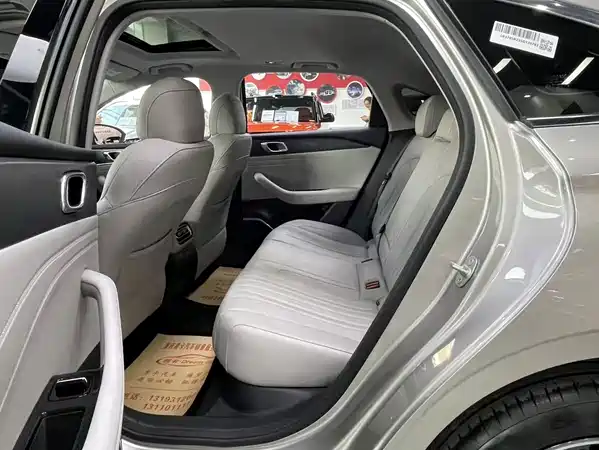 Geely Galaxy Star 6 2025