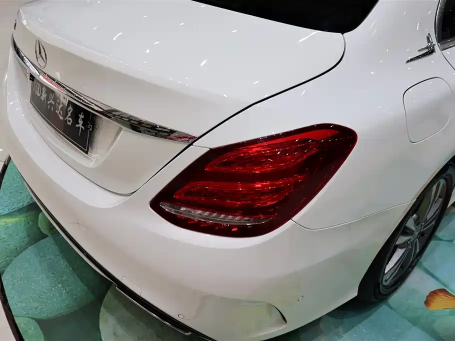 Mercedes-Benz C-Class 2018 — фото 20