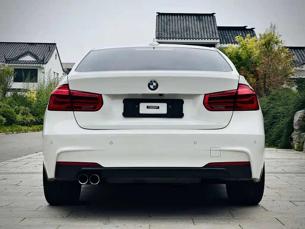 BMW 3 Series 2017