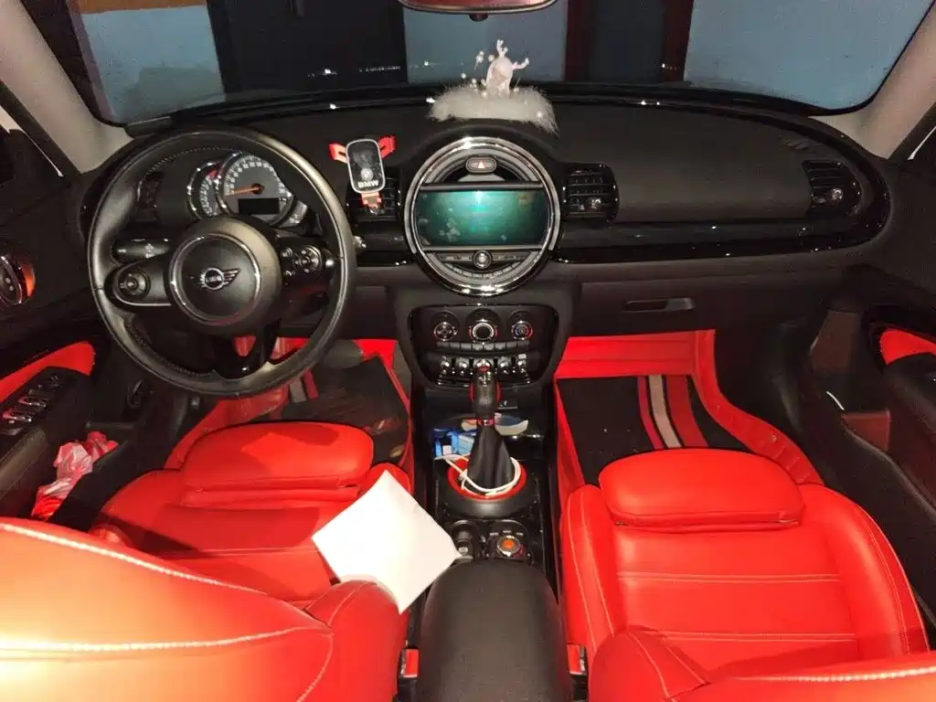 MINI Clubman 2018 — фото 13