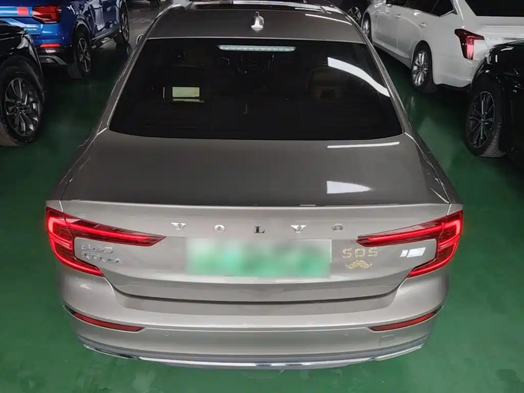Volvo S60 PHEV 2021