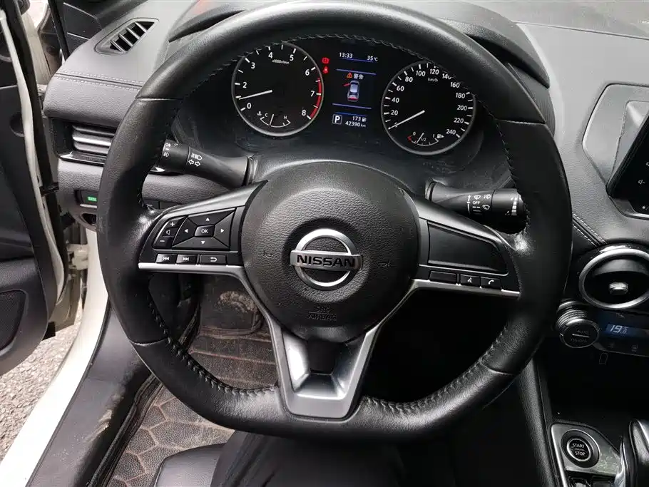 Nissan Sylphy 2021 — фото 15