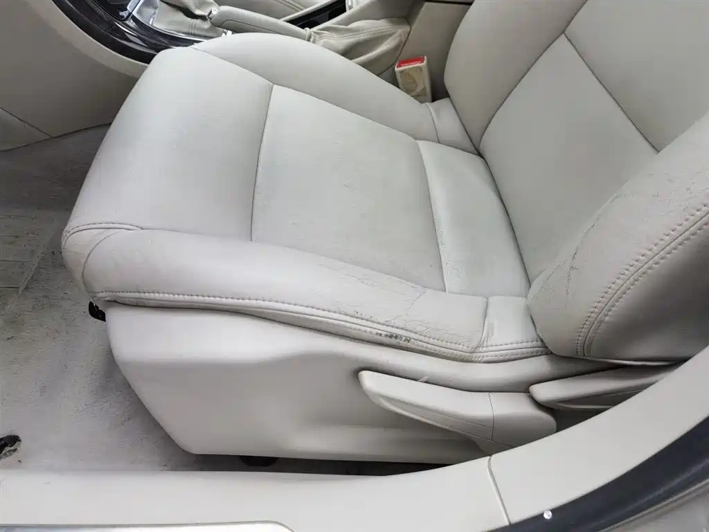 Citroen C5 2015 — фото 20
