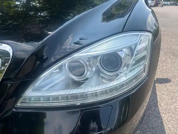 Mercedes-Benz S-Class 2012