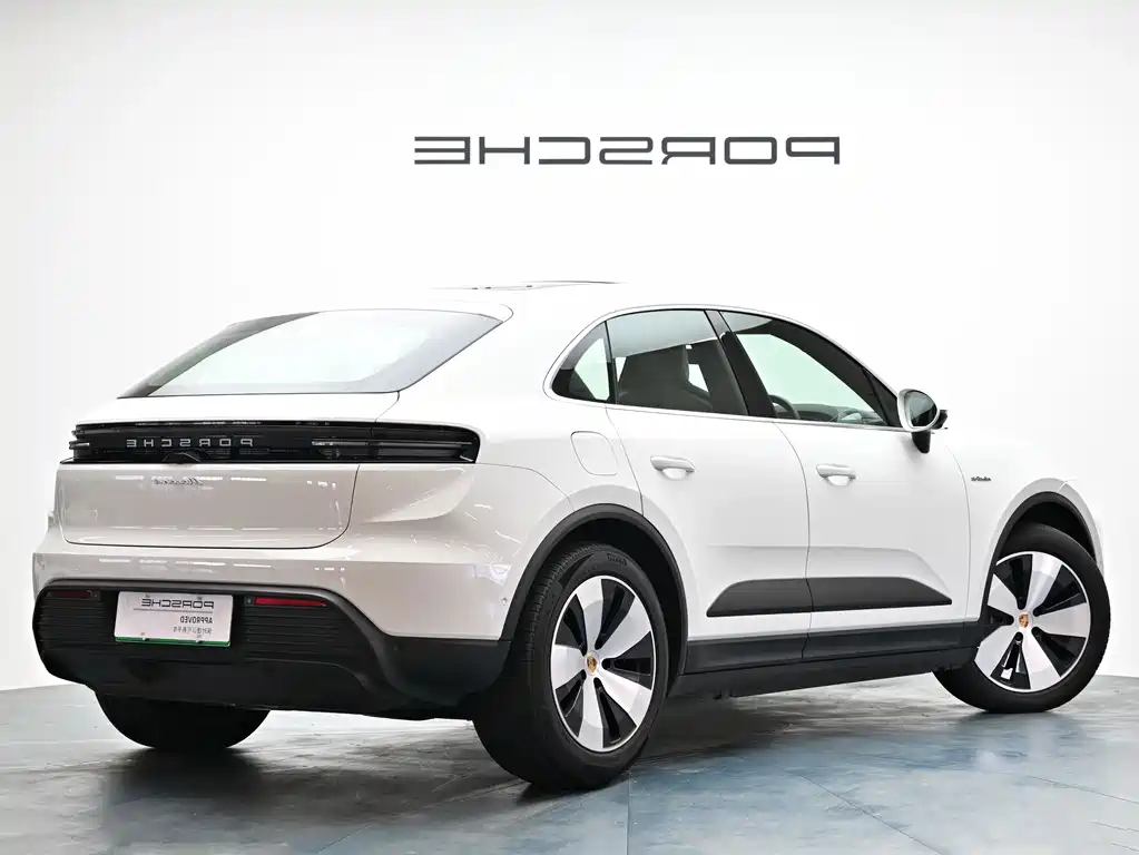 Porsche Macan New Energy 2025 — фото 5