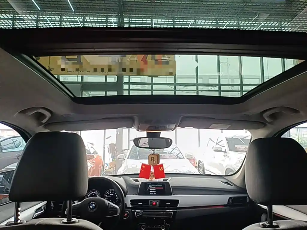 BMW X1 2019 — фото 18
