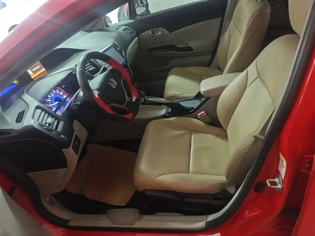 Honda Civic 2016 — фото 15