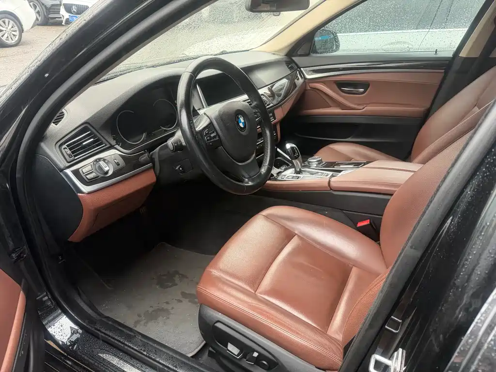 BMW 5 Series 2016