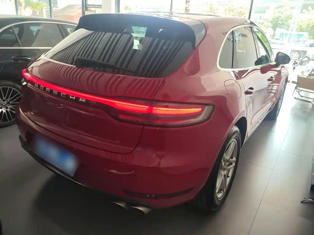 Porsche Macan 2020 — фото 7