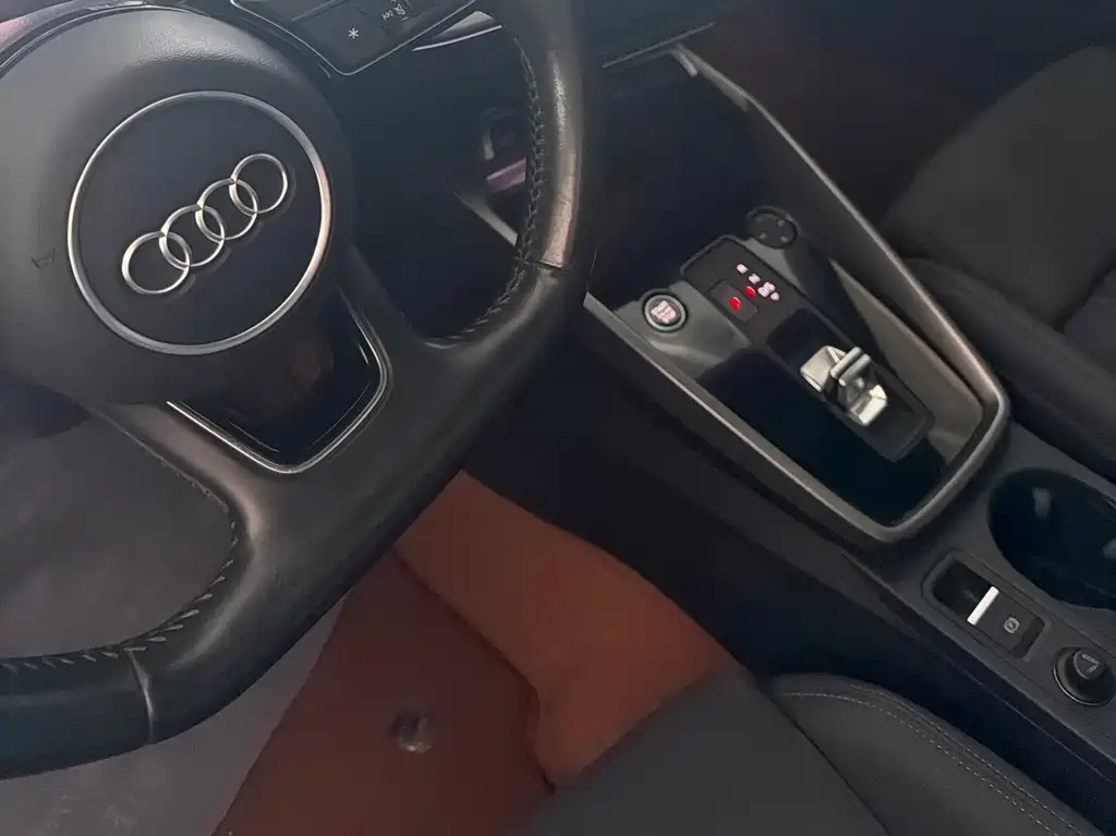Audi A3 2022 — фото 10