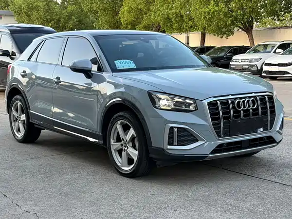 Audi Q2L 2023