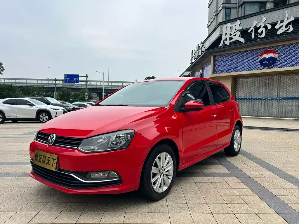 Volkswagen Polo 2015