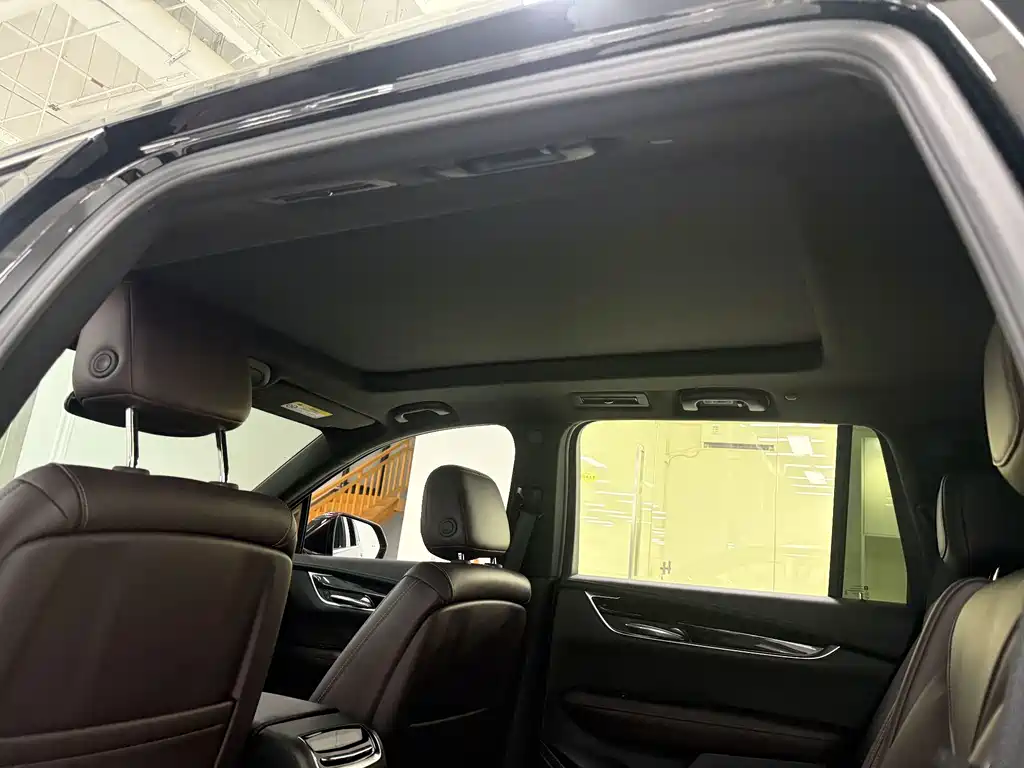 Cadillac XT6 2021 — фото 15