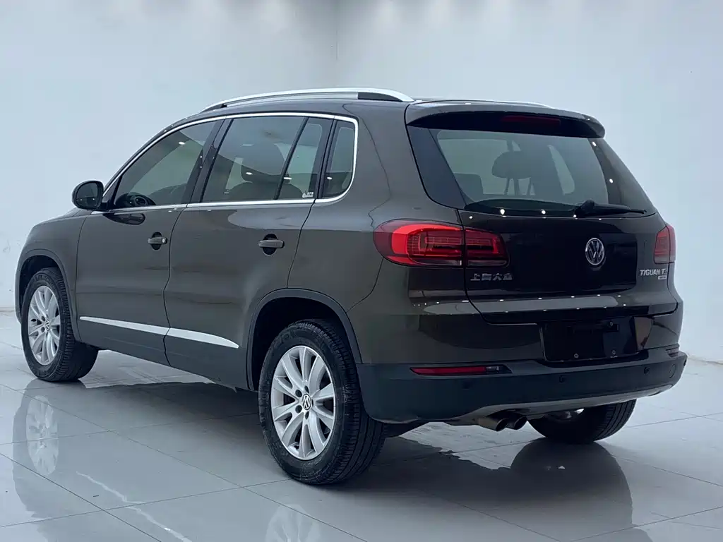 Volkswagen Tiguan 2014 — фото 4