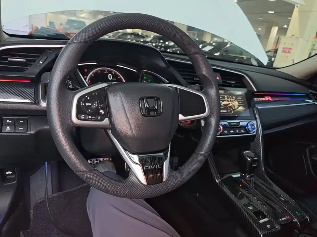 Honda Civic 2021 — фото 10
