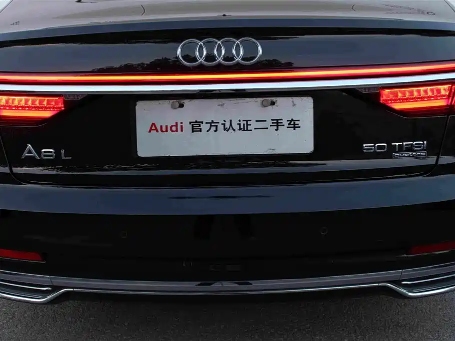 Audi A8 2020 — фото 19