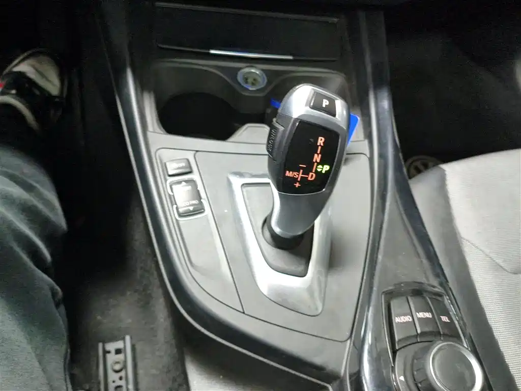 BMW 1 Series 2014 — фото 14