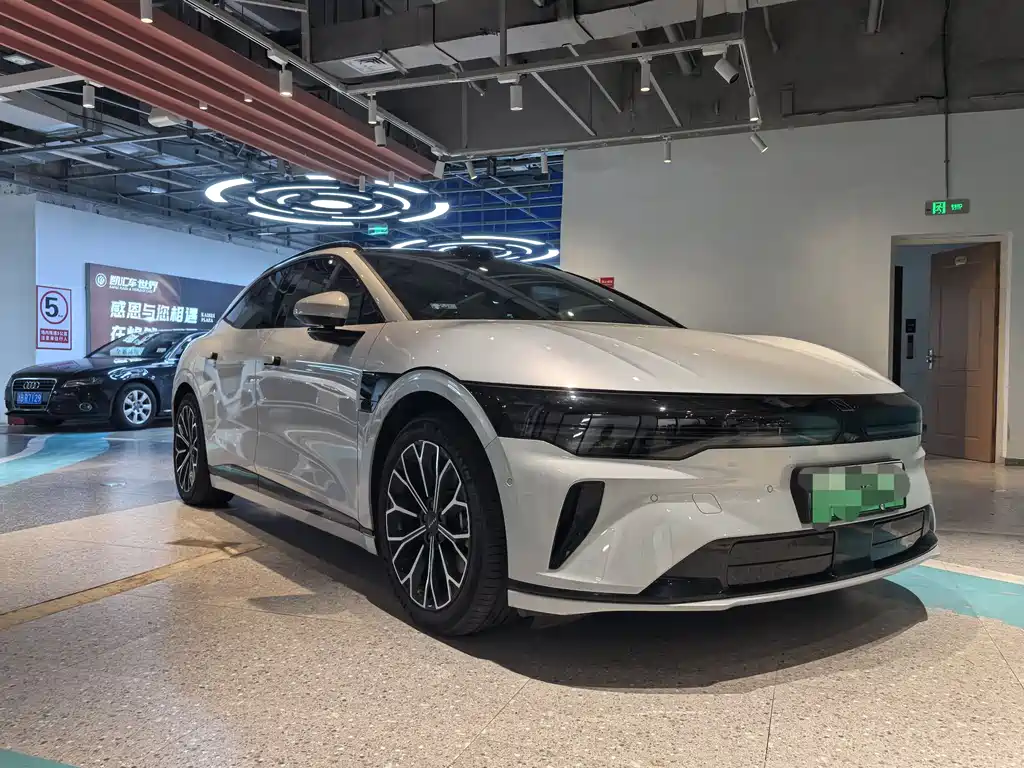 Zeekr 007 GT 2025