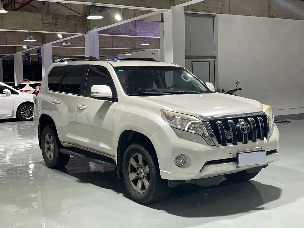 Toyota Prado 2016 — фото 3