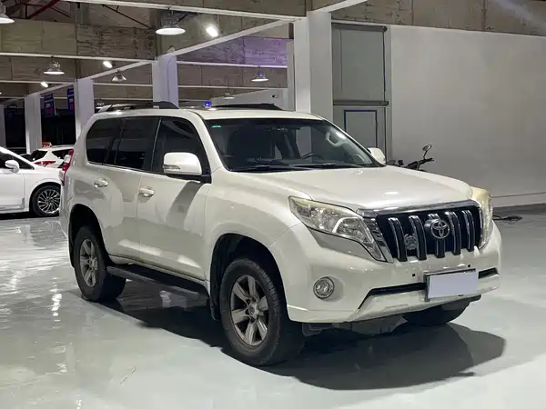 Toyota Prado 2016