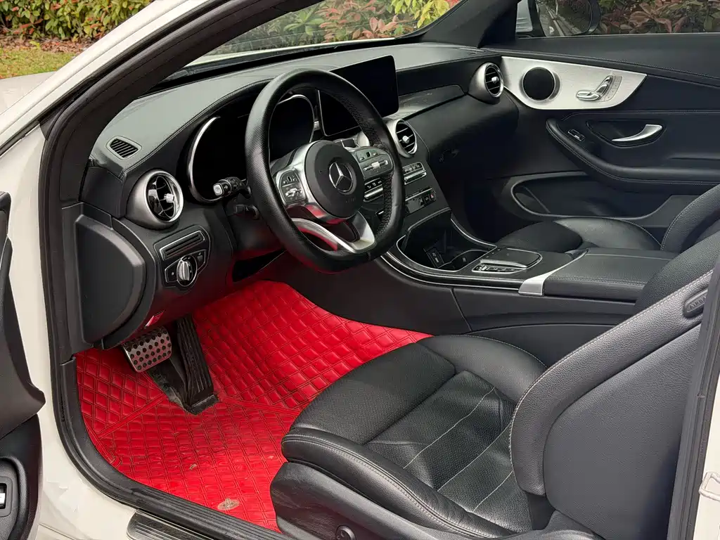 Mercedes-Benz C-Class 2020