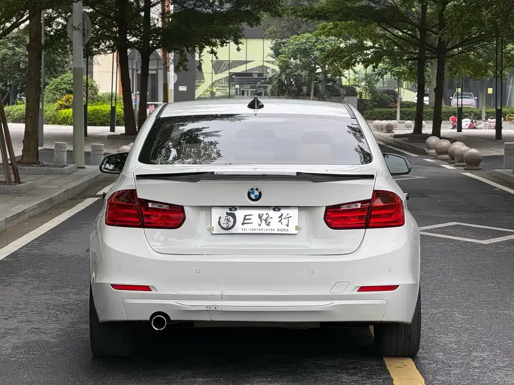 BMW 3 Series 2015 — фото 24