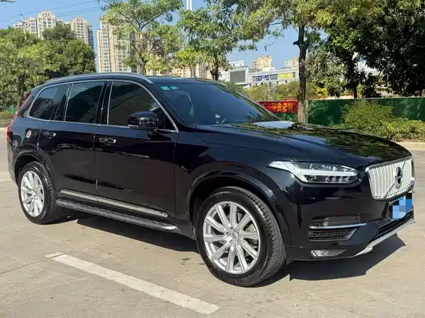 Volvo XC90 2019