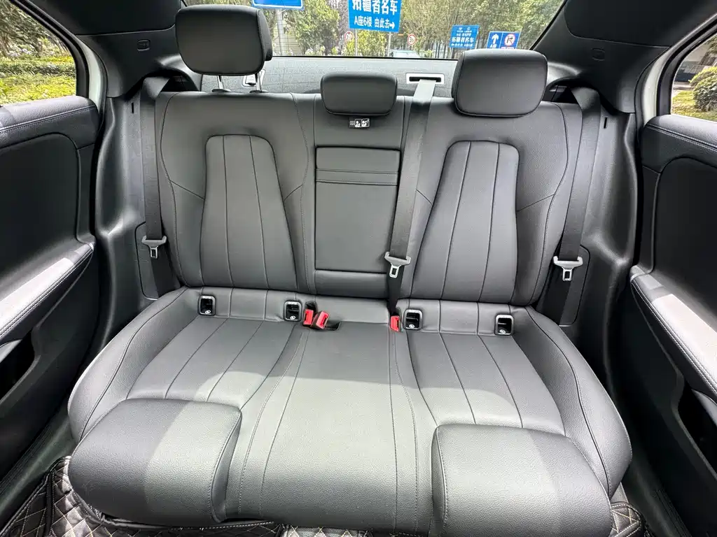 Mercedes-Benz A-Class 2022 — фото 13