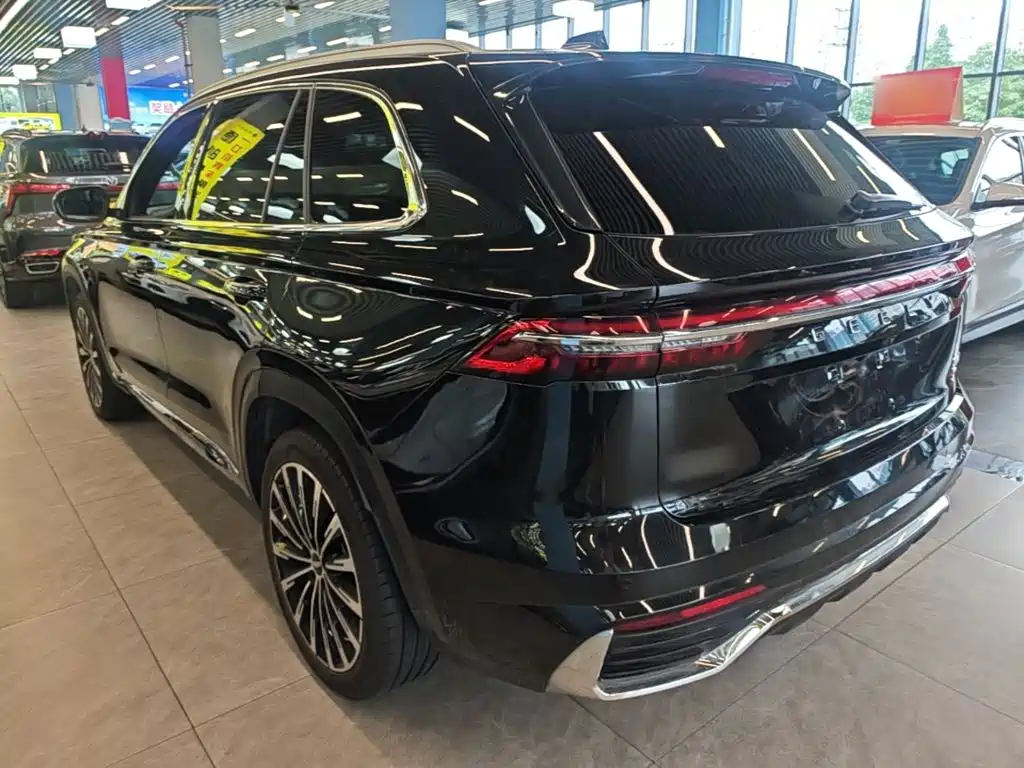 Geely Xingyue L 2025