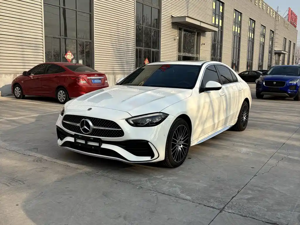 Mercedes-Benz C-Class 2023 — фото 1