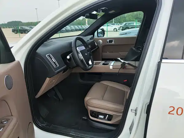 Li Auto L7 2025