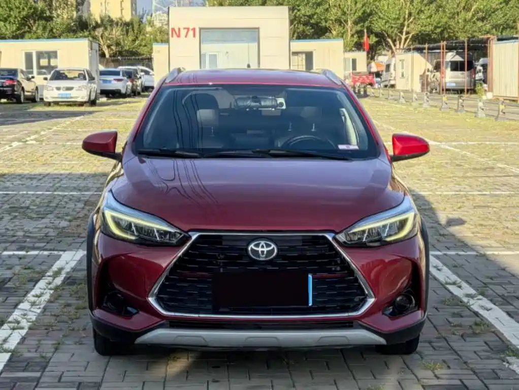 Toyota Yaris L 2022