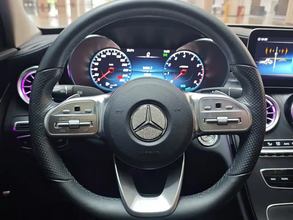 Mercedes-Benz C-Class 2021 — фото 16