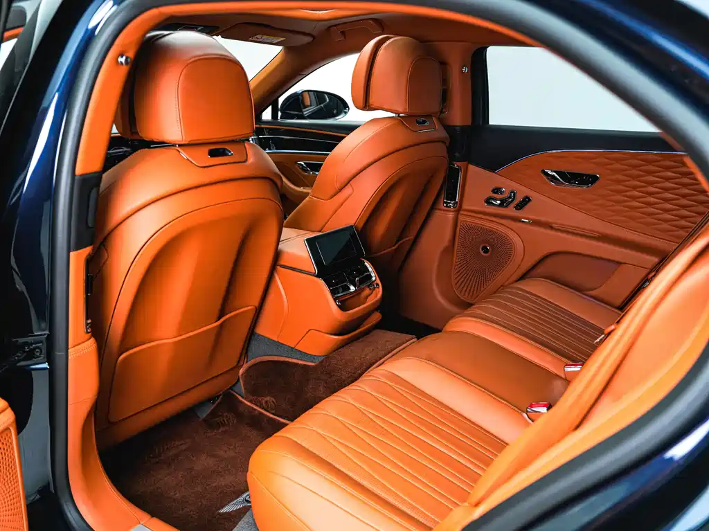Bentley Flying Spur 2022 — фото 19