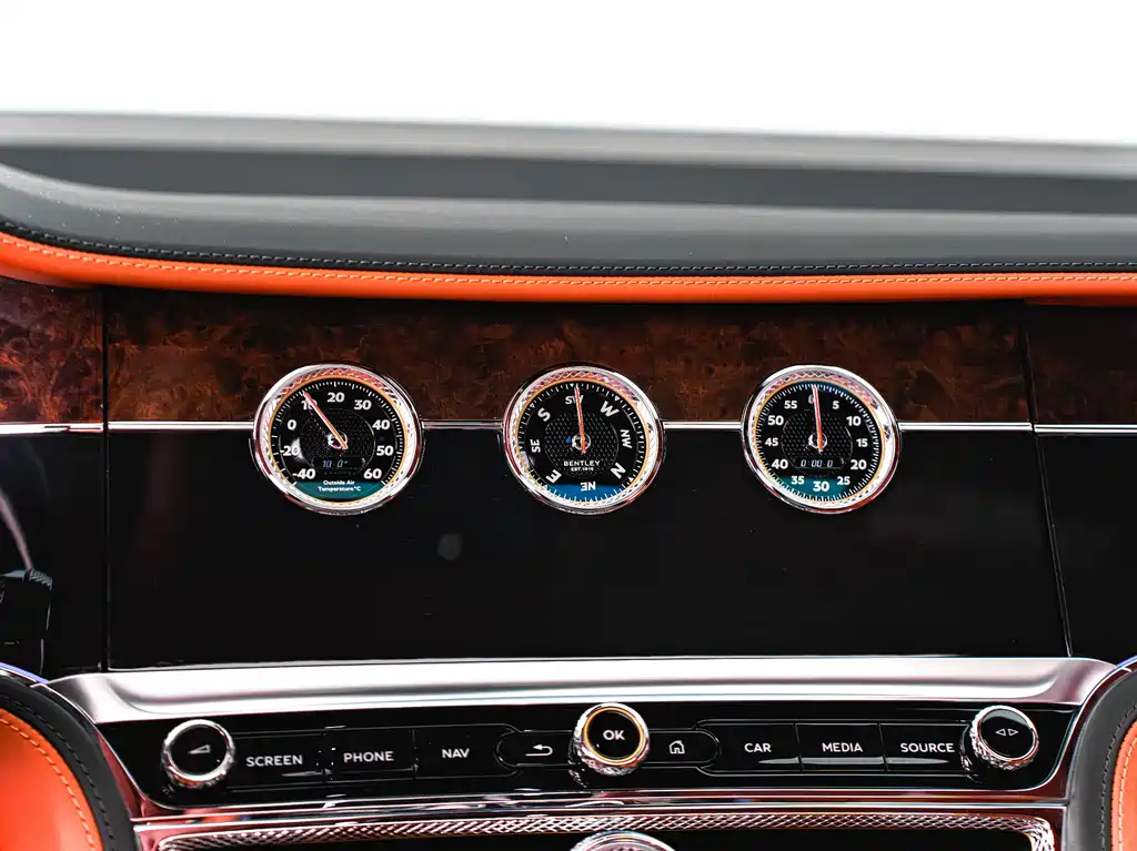 Bentley Flying Spur 2022 — фото 20