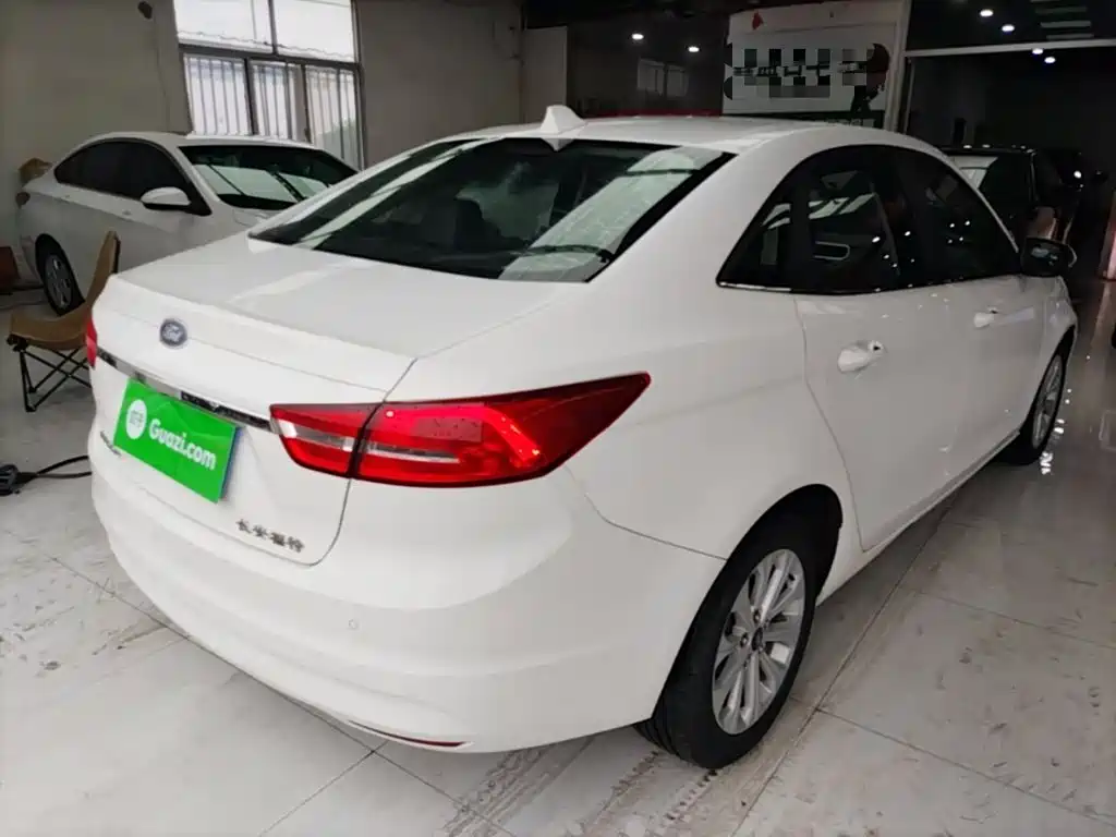 Ford Escort 2017