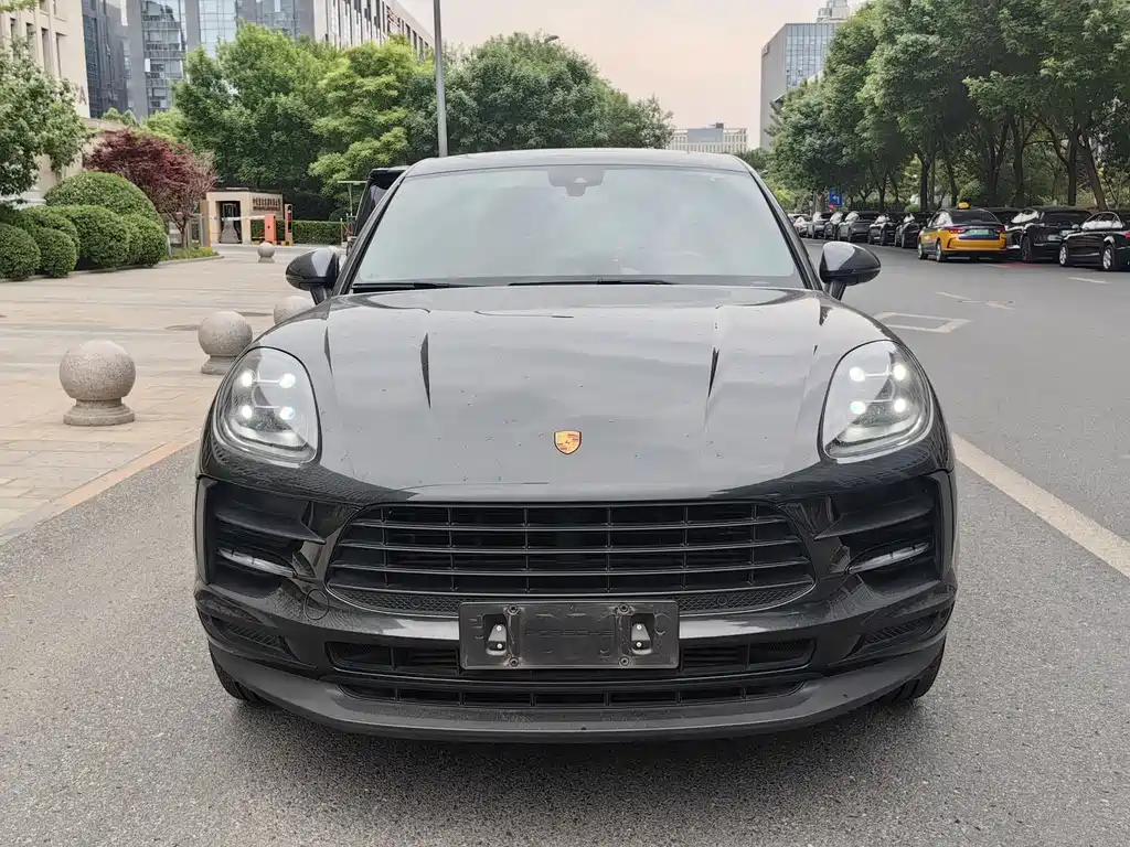 Porsche Macan 2020 — фото 8