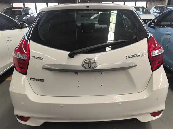 Toyota Yaris L 2016