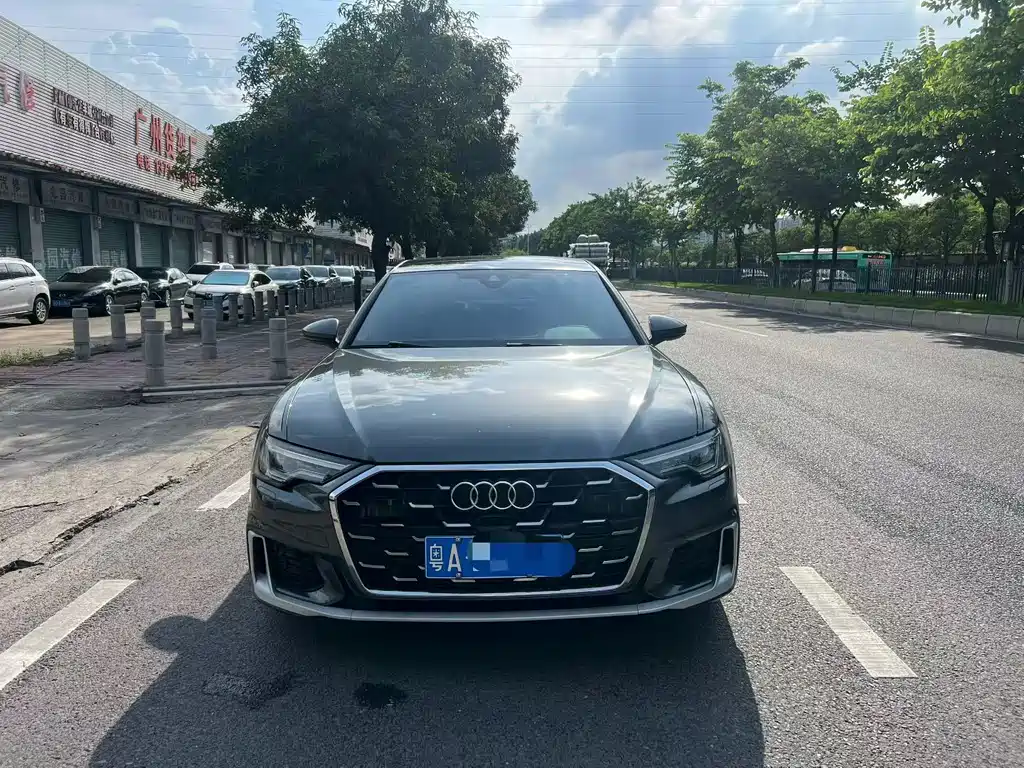 Audi A6L 2021