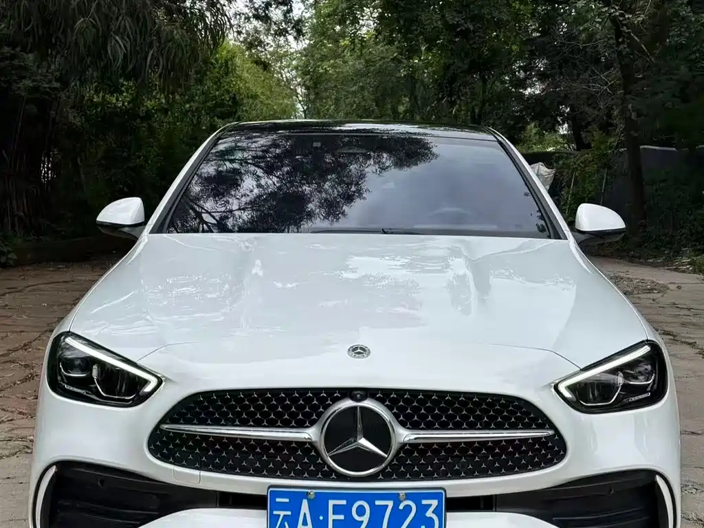 Mercedes-Benz C-Class 2022