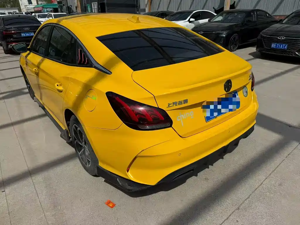 MG MG5 2021