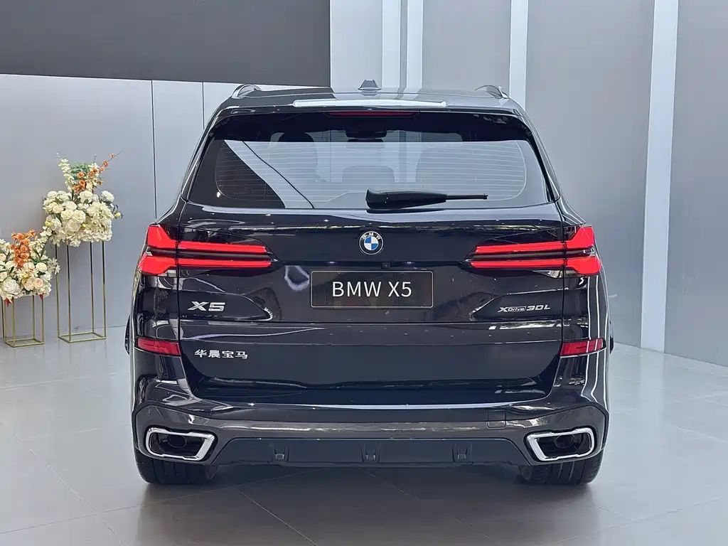 BMW X5 2024 — фото 17