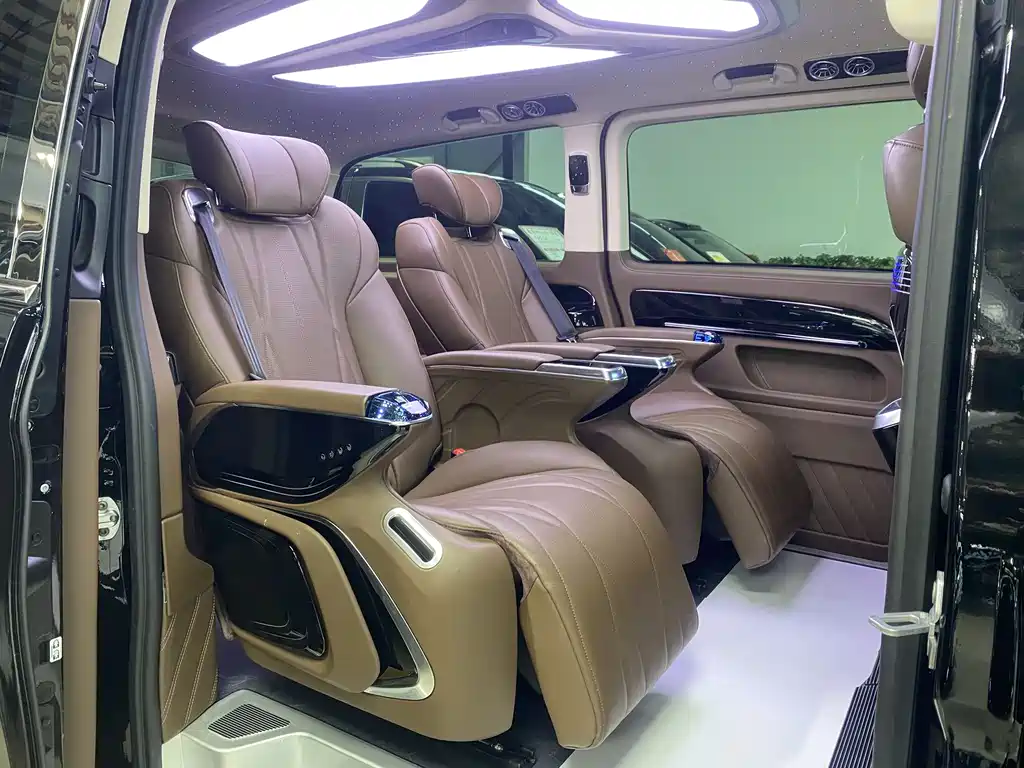 Mercedes-Benz Vito 2025 — фото 12