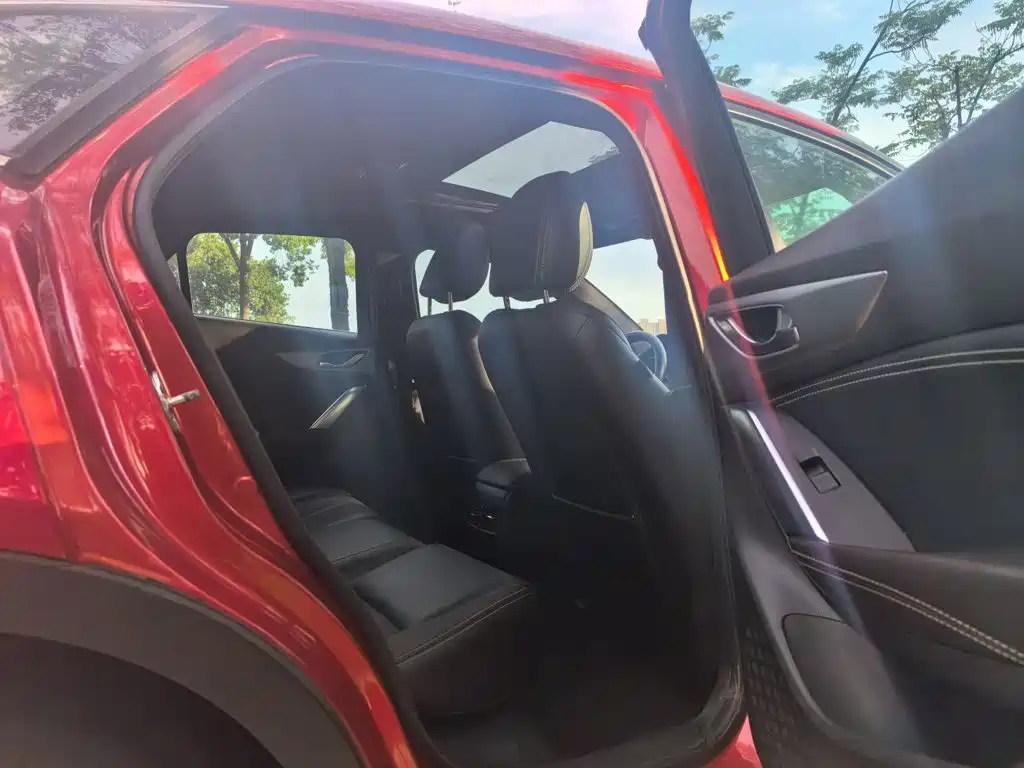 Mazda CX-4 2016 — фото 10