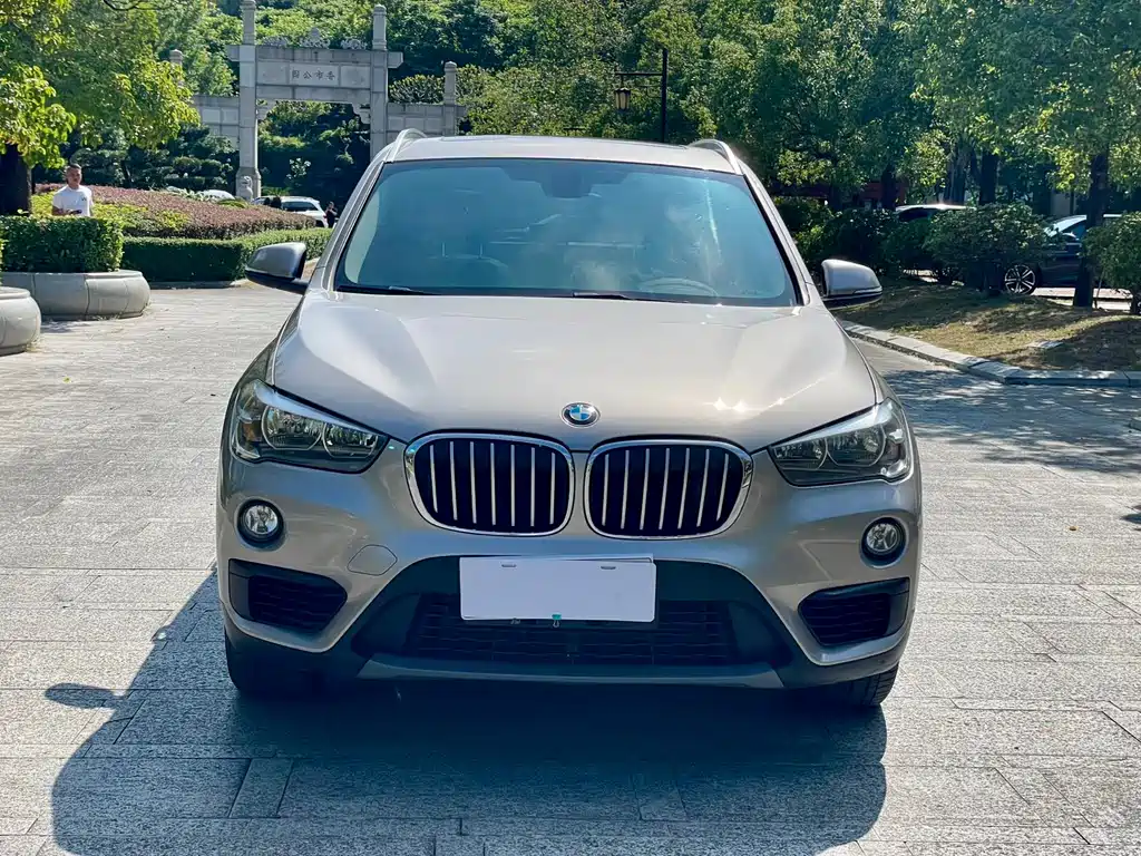 BMW X1 2019 — фото 12