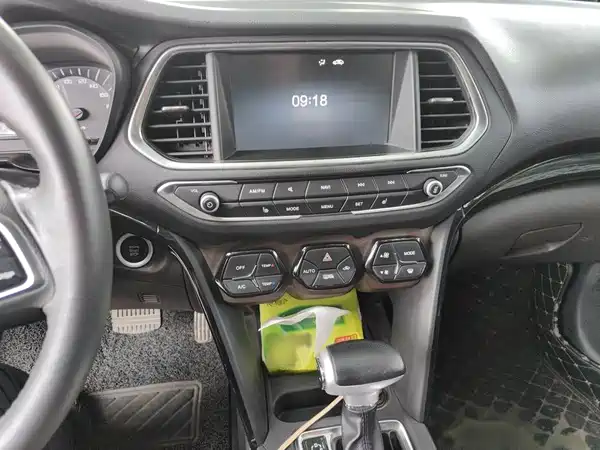 GAC Trumpchi GS4 2017